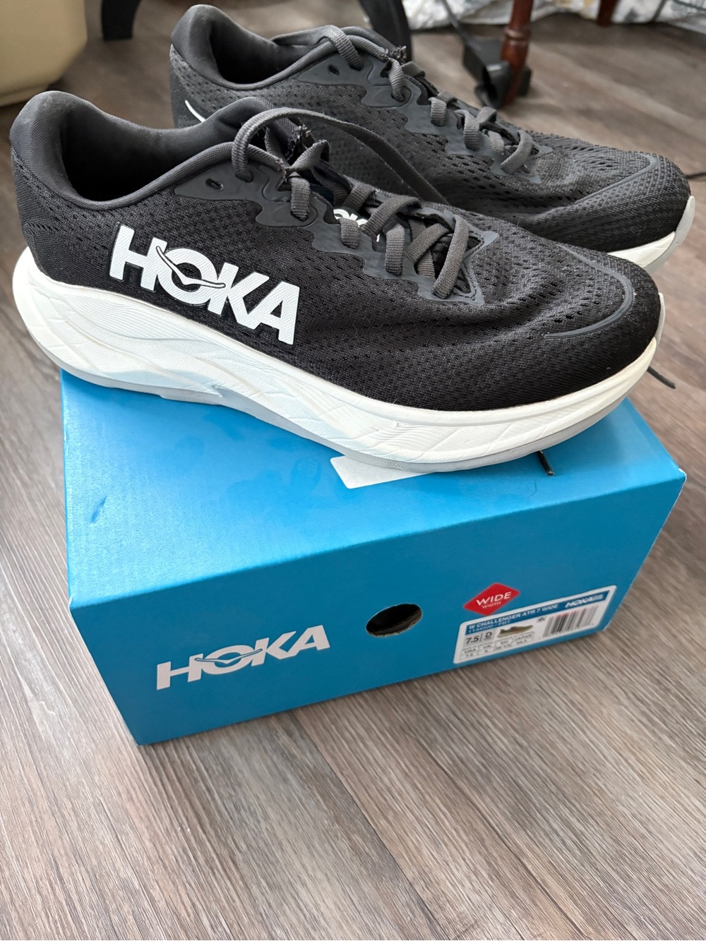 Hoka Black and White Women Athletic Running Shoes-7.5 wide